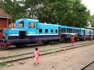 Le train entre Mytkyna et Mandalay. Photo Marchés d'Asie.