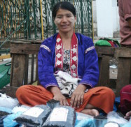Vendeuse de thé à Rangoon